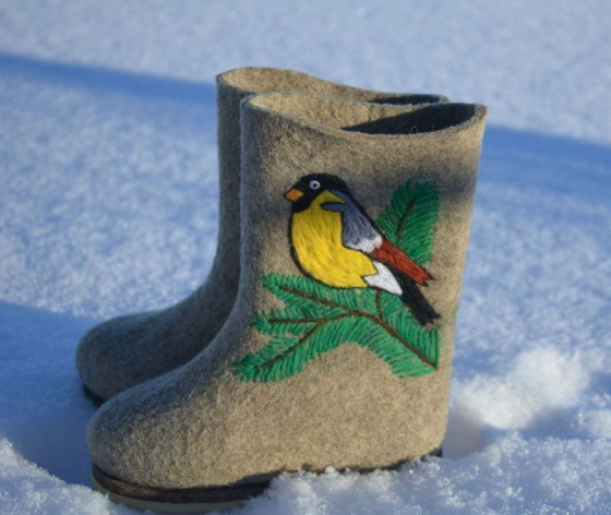 В такие лютые холода спасают только валенки