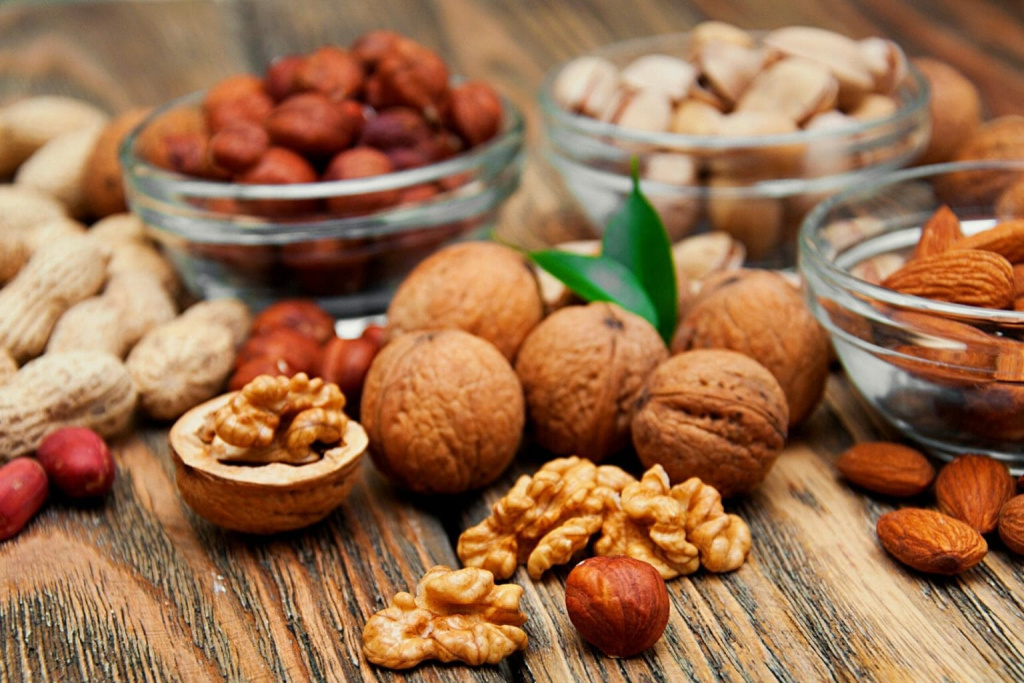 different-kinds-of-nuts-1536x1024.jpg